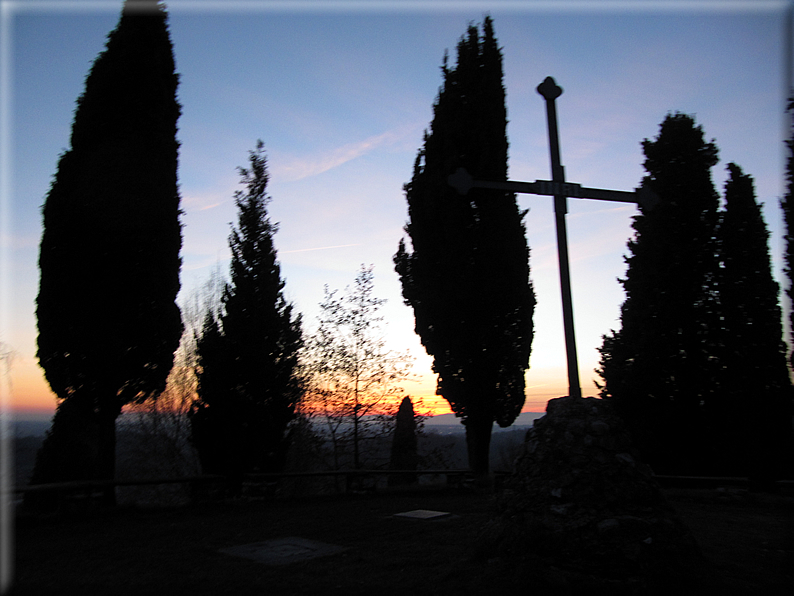 foto Tramonto sui Colli Ezzelini